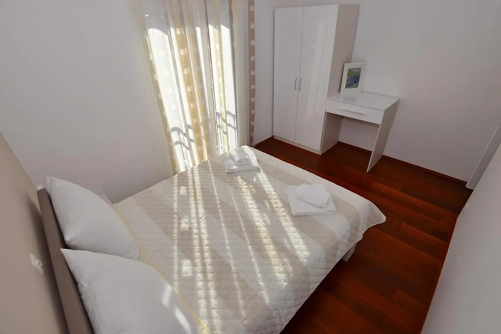 Apartments Villa Coratina Trogir